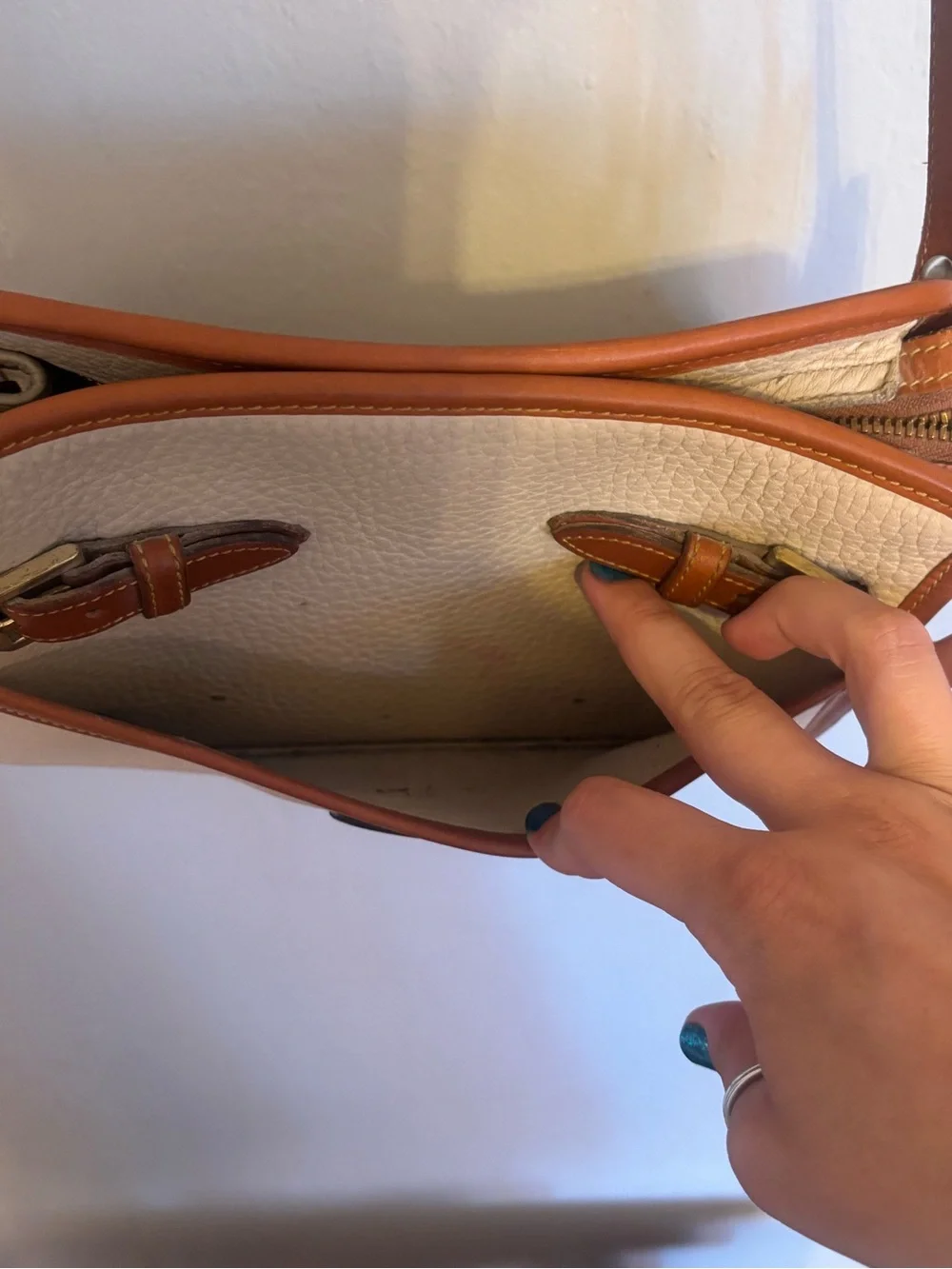 Vintage Dooney & Bourke AWL purse